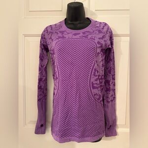 Lululemon Long sleeve top 8